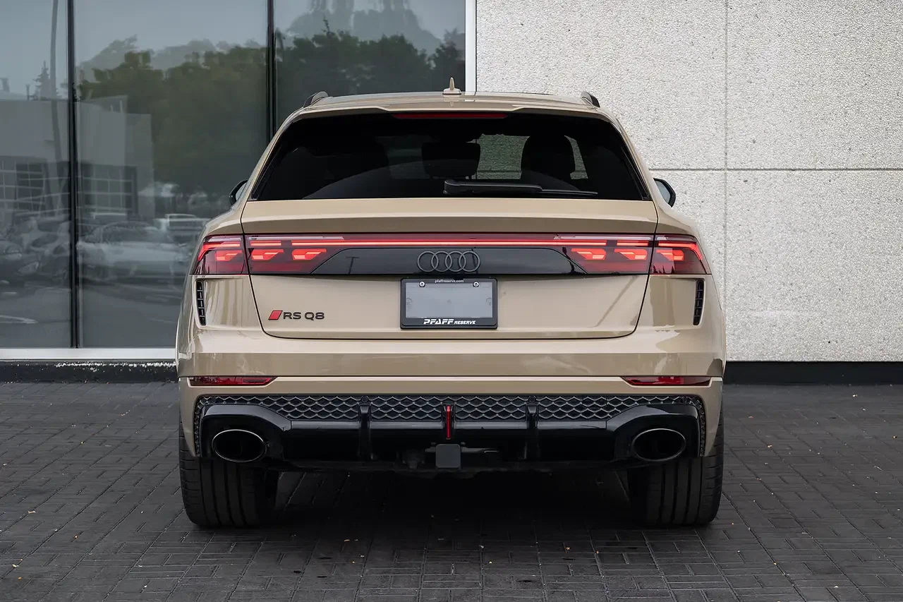 2025 Audi RS Q8 performance, 4/28