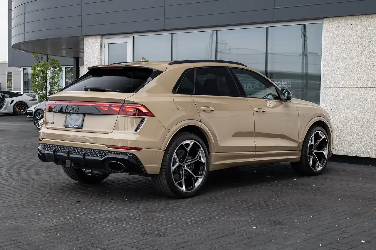 2025 Audi RS Q8 performance, 9/28