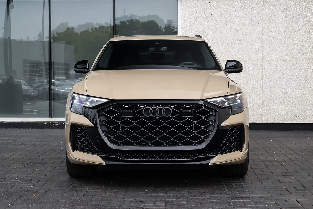 2025 Audi RS Q8 performance, 12/28