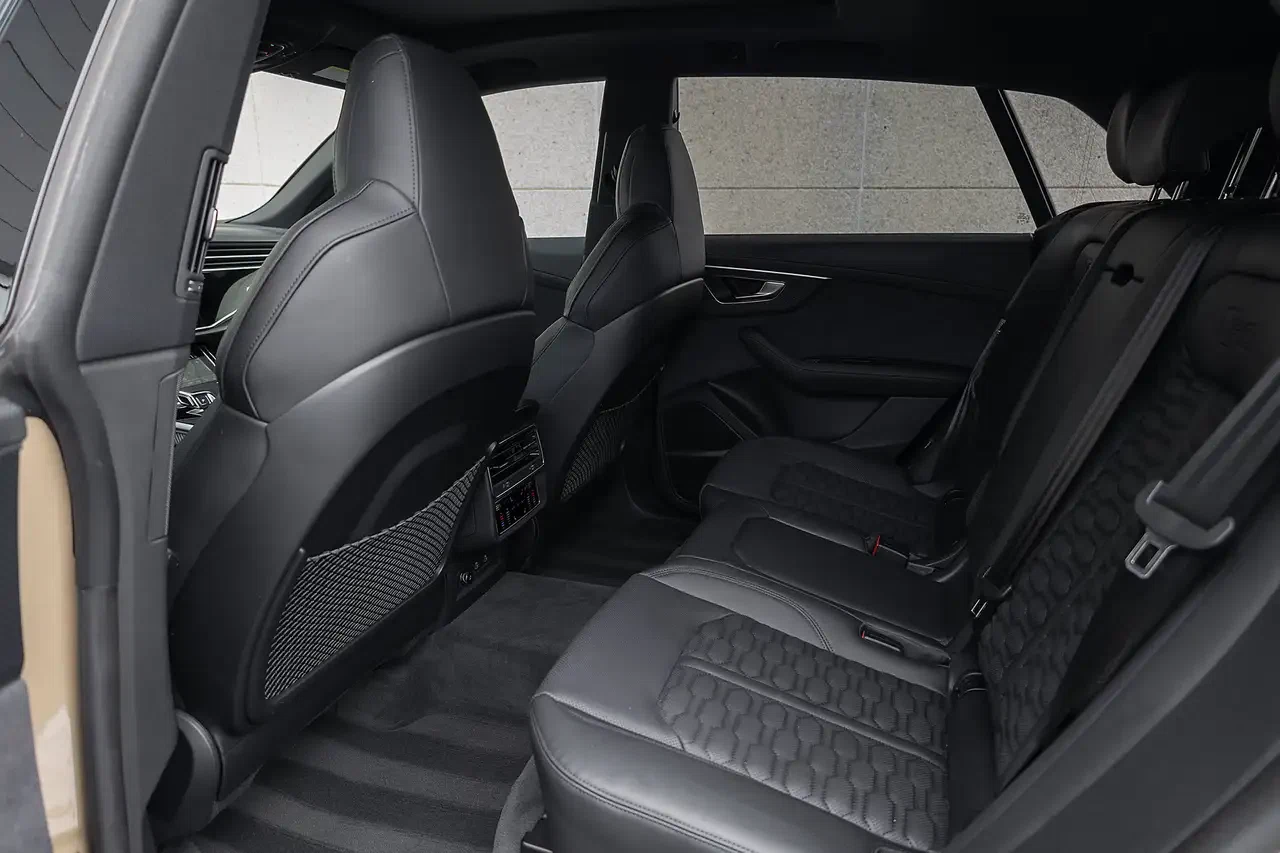 2025 Audi RS Q8 performance, 18/28