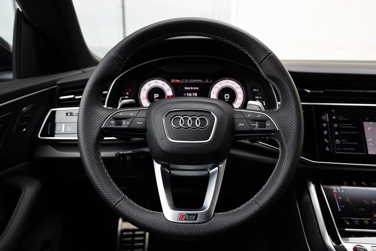 2025 Audi RS Q8 performance, 20/28