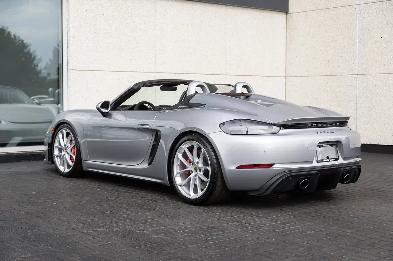 2020 Porsche 718 Spyder (982), 3/30