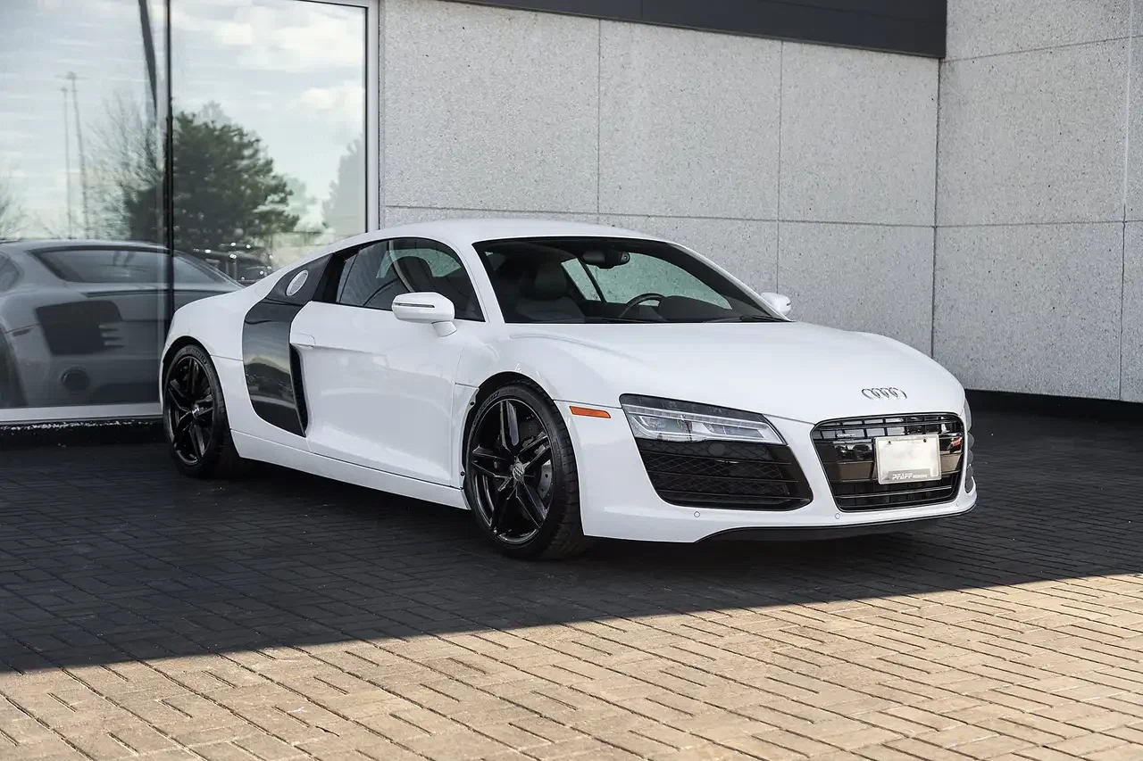 2015 Audi R8 V8 (Type 42), 11/26