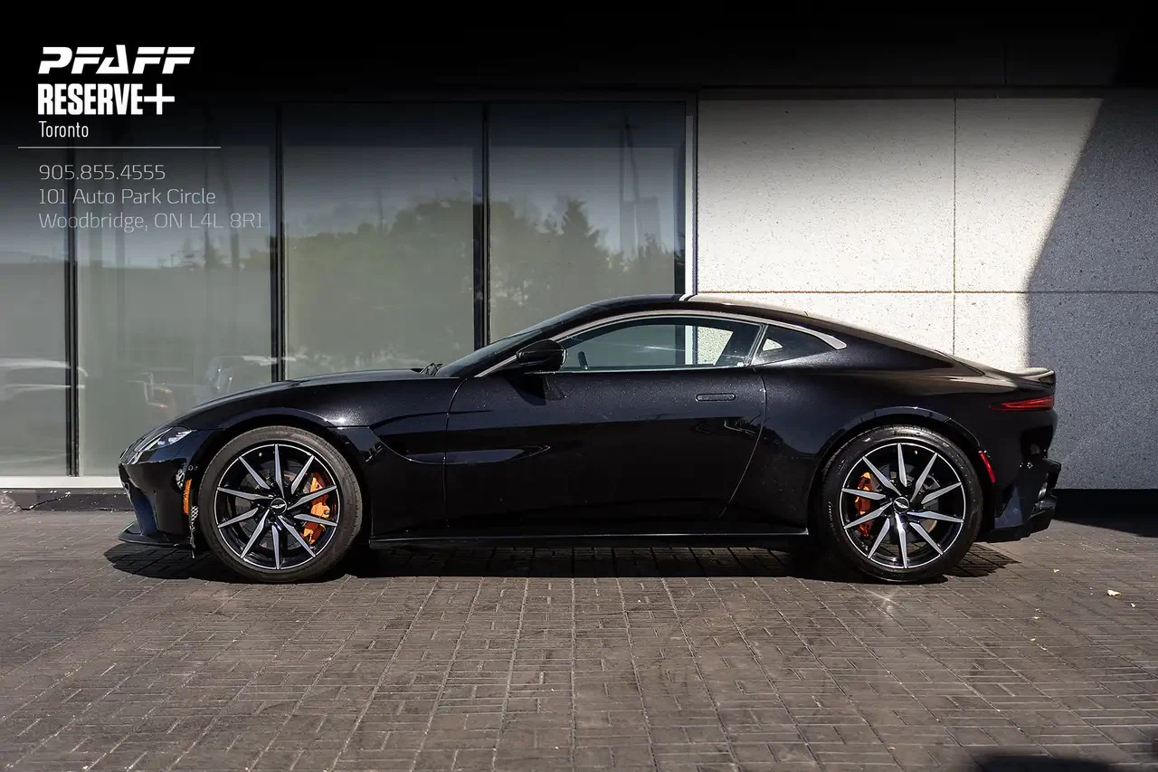 2020 Aston Martin Vantage V8 (AM6), 2/25