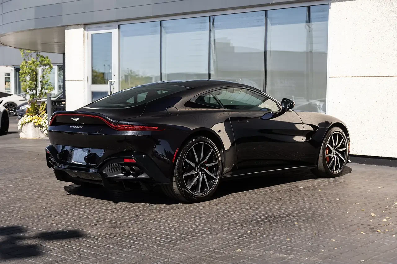 2020 Aston Martin Vantage V8 (AM6), 10/25