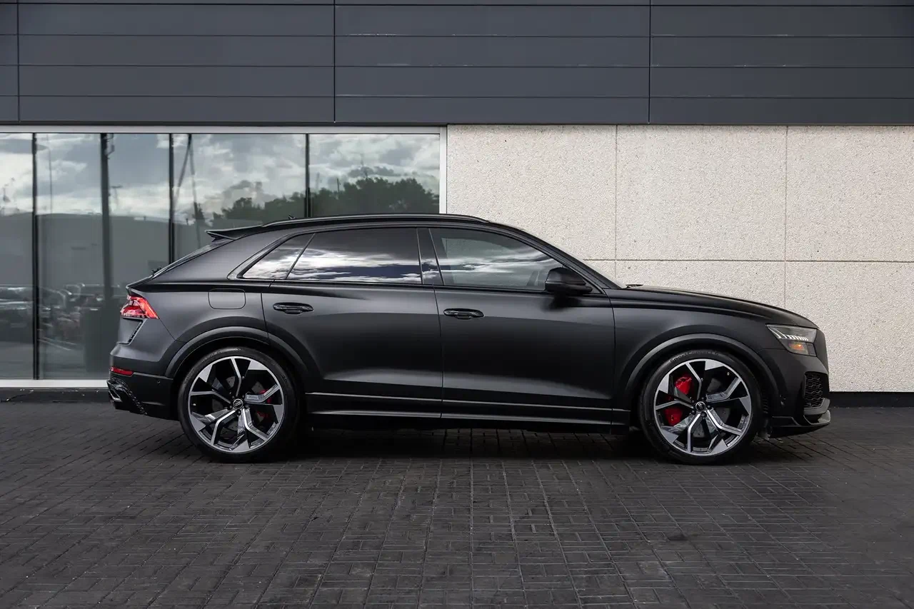 2024 Audi RS Q8, 10/27