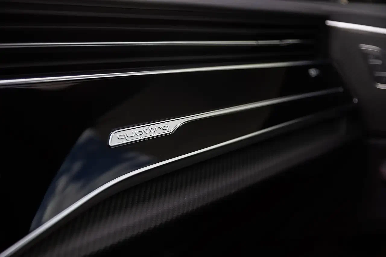 2024 Audi RS Q8, 23/27