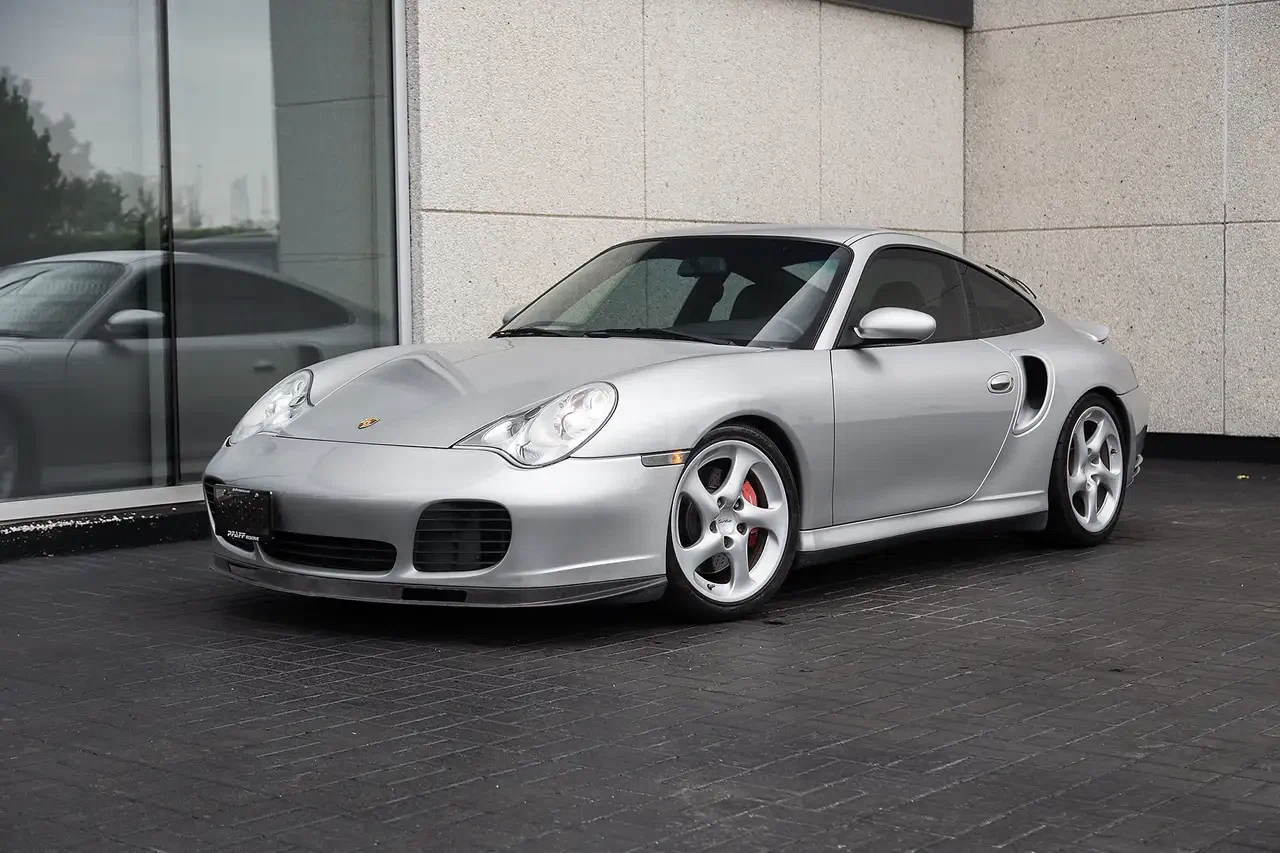 2001 Porsche 911 Turbo (996) | McLaren Toronto