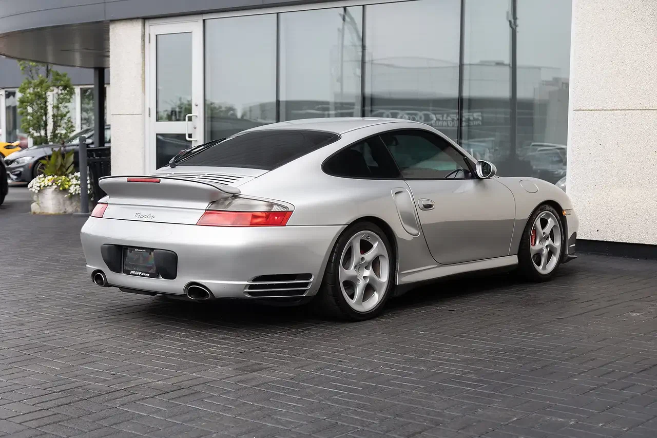 2001 Porsche 911 Turbo (996), 9/27