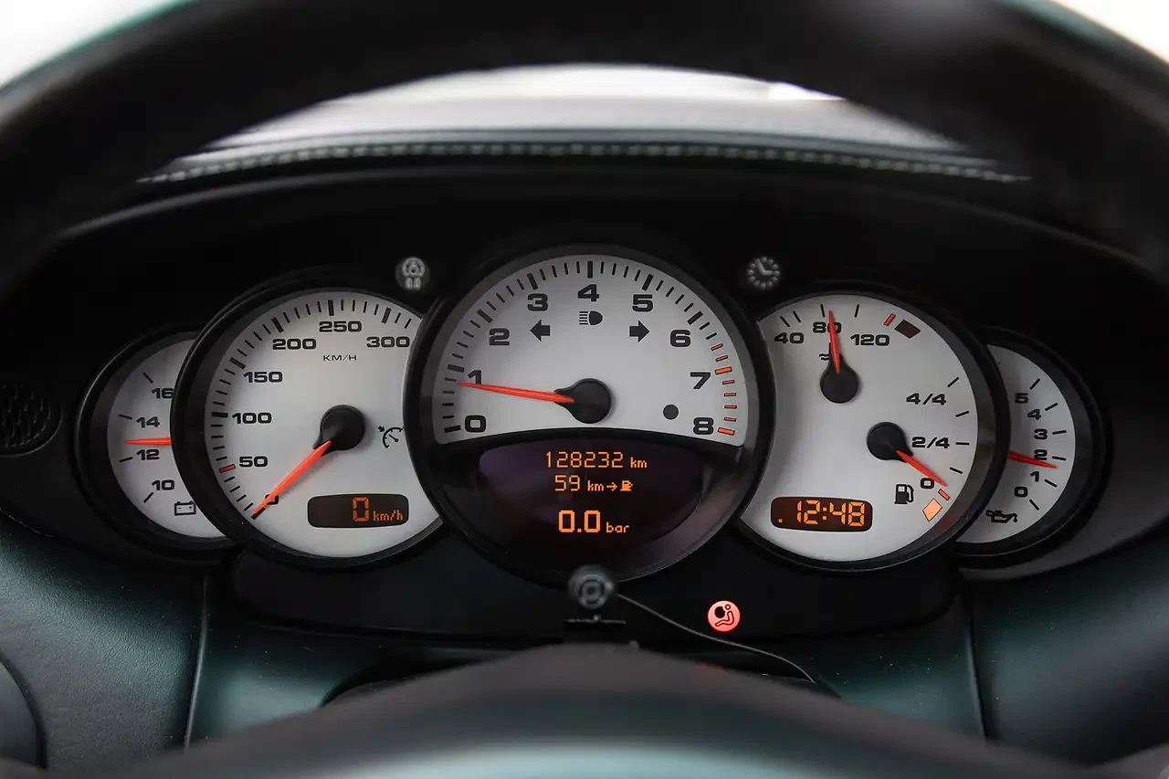 2001 Porsche 911 Turbo (996), 17/27