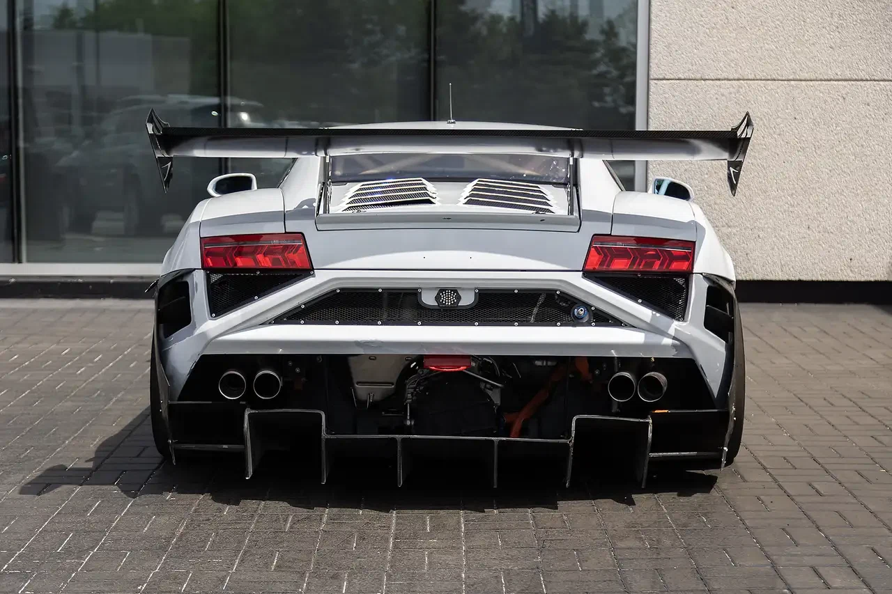 2013 Lamborghini Gallardo LP 570-4 Super Trofeo, 4/27