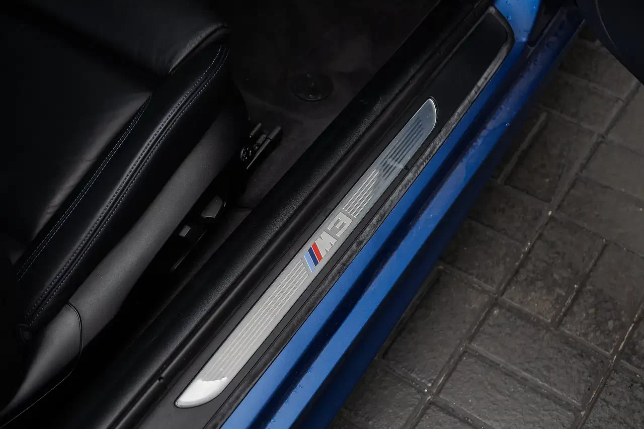 2013 BMW M3 Frozen Blue Edition (E92), 28/30