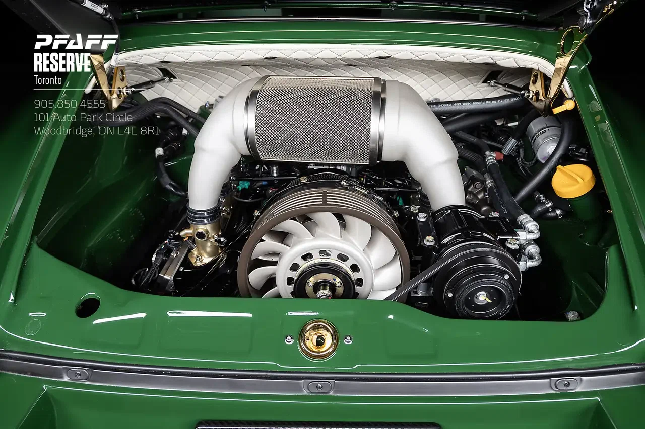 1990 Porsche 911 Reimagined by Singer (964), 28/30