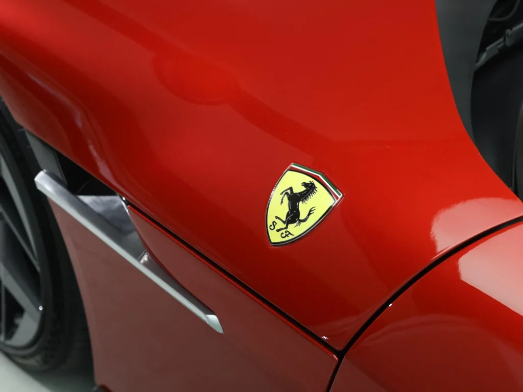 2025 Ferrari 12Cilindri, 8/10