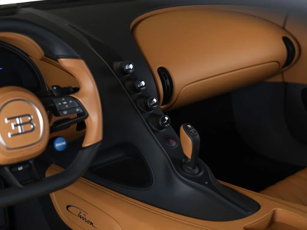 2020 Bugatti Chiron, 3/10