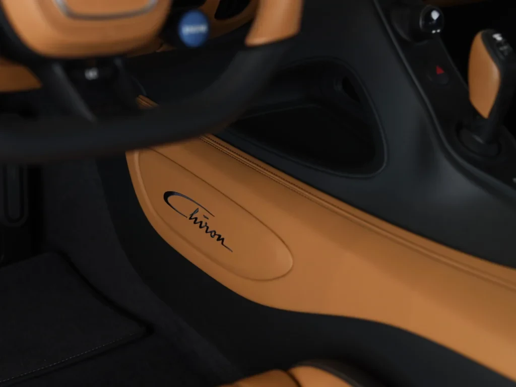 2020 Bugatti Chiron, 6/10
