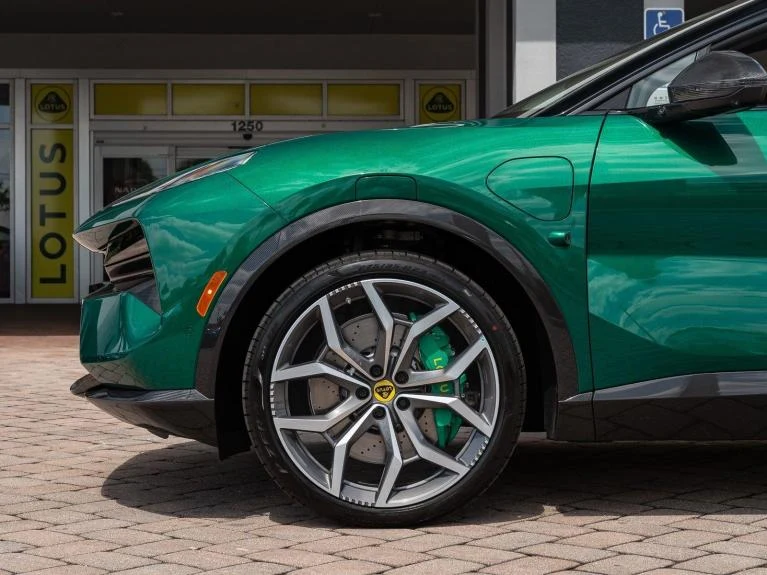 2025 Lotus Eletre Carbon, 9/20