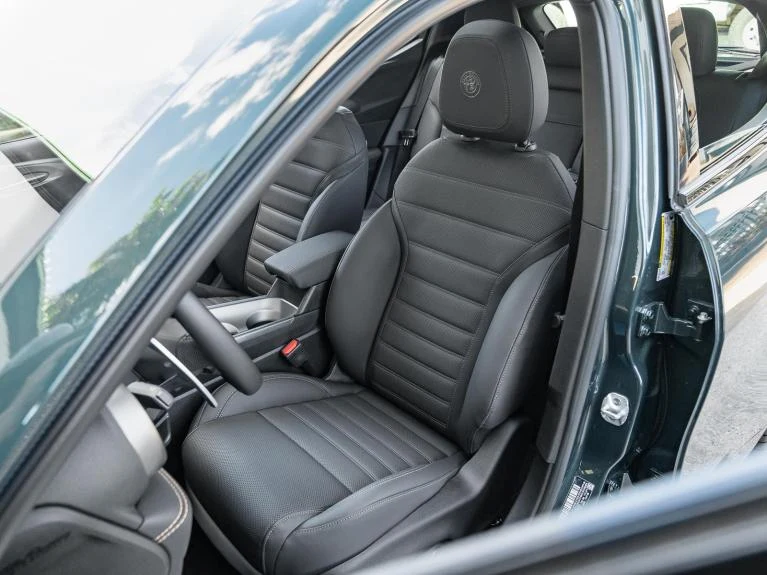 2026 Alfa Romeo Tonale Veloce, 17/20