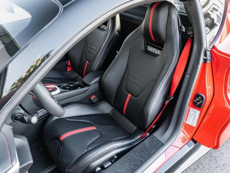 2026 Lotus Emira V6 SE, 5/20