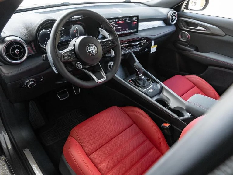 2026 Alfa Romeo Tonale Veloce, 2/20
