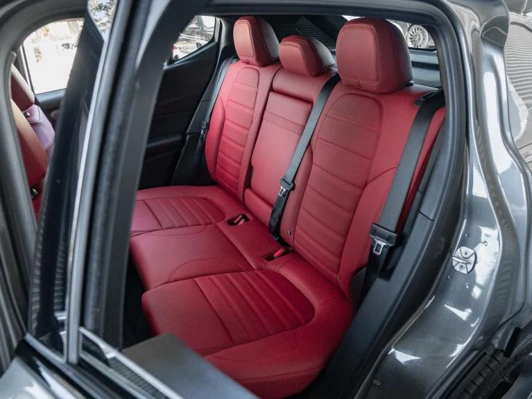 2026 Alfa Romeo Tonale Veloce, 19/20