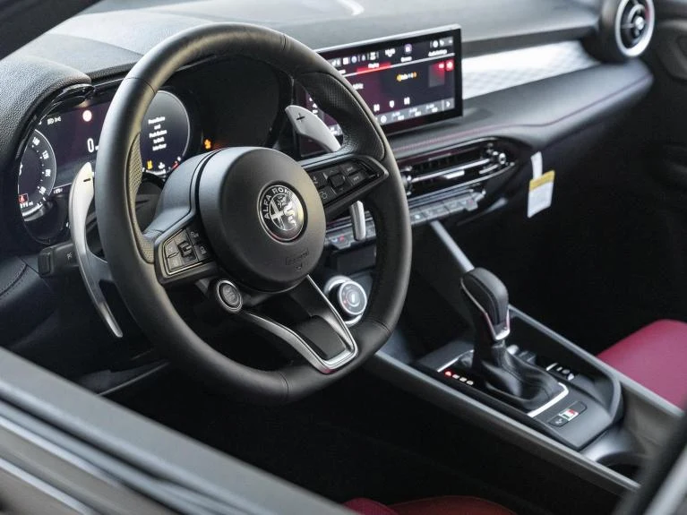 2026 Alfa Romeo Tonale Veloce, 19/20