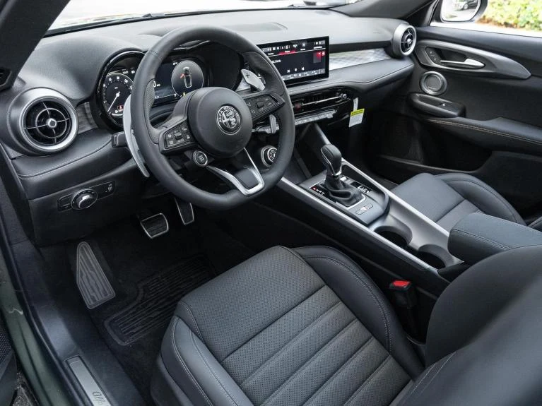 2026 Alfa Romeo Tonale Veloce, 2/20
