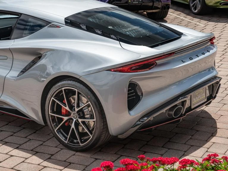 2026 Lotus Emira V6 Racing Line, 18/20