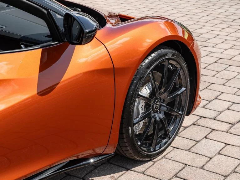 2026 Lotus Emira V6 SE, 10/20