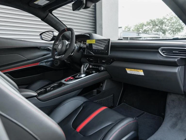 2026 Lotus Emira Turbo SE, 7/20