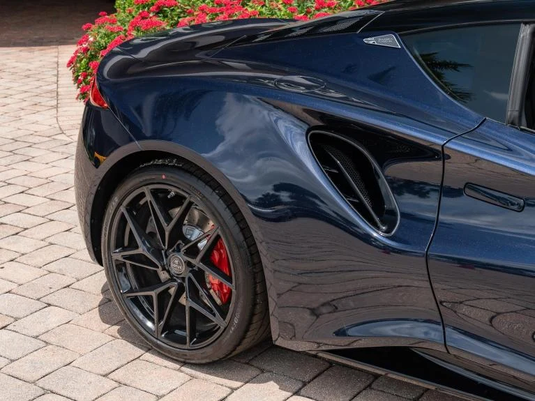2026 Lotus Emira Turbo SE, 16/20