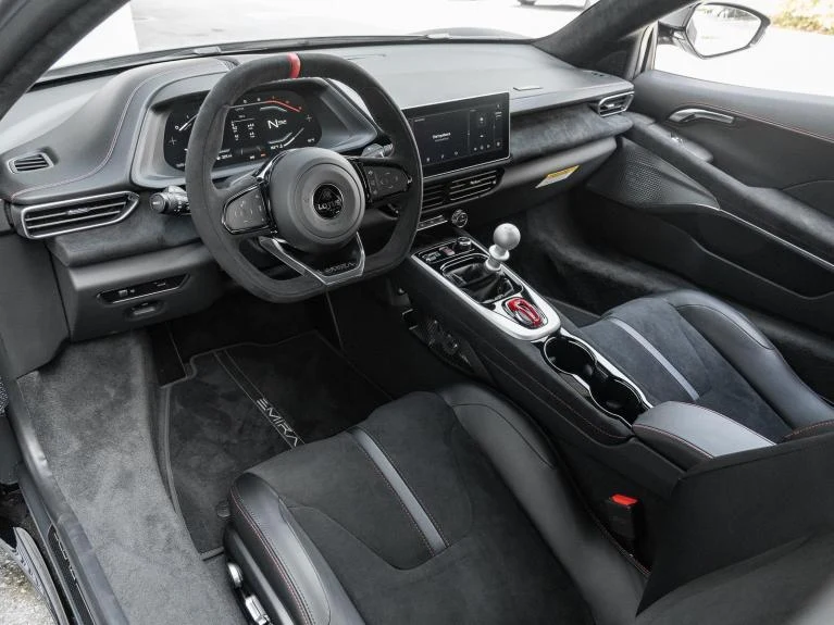 2026 Lotus Emira V6 SE SCURA, 2/20