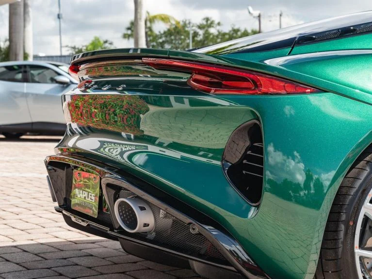 2026 Lotus Emira Turbo SE, 18/20