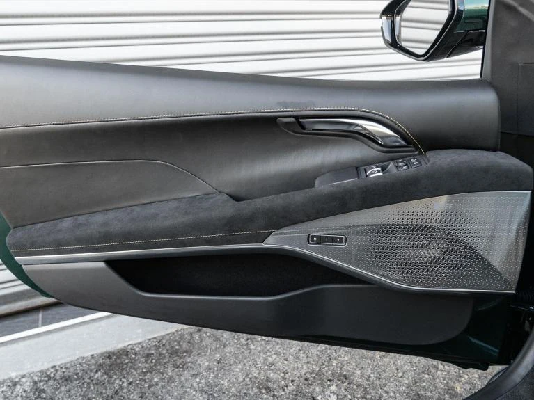 2026 Lotus Emira Turbo SE, 19/20
