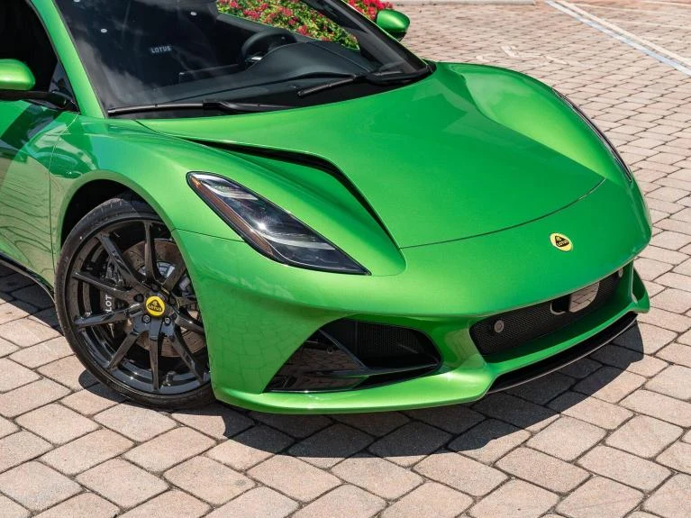 2026 Lotus Emira V6 SE, 8/20