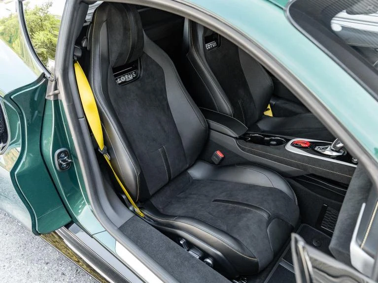 2026 Lotus Emira Turbo SE, 5/20