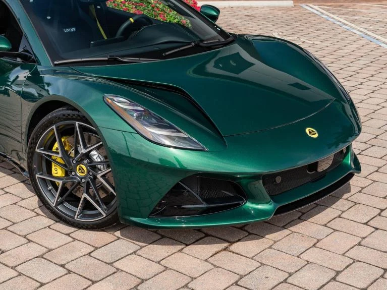 2026 Lotus Emira Turbo SE, 8/20