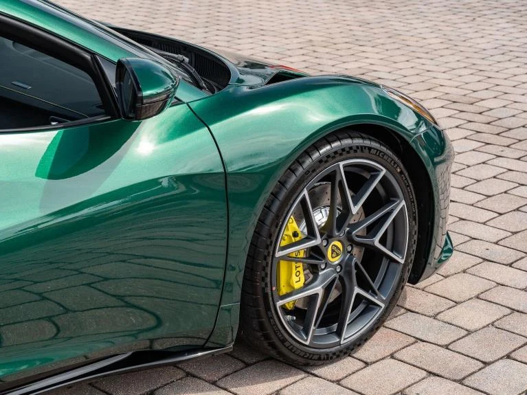 2026 Lotus Emira Turbo SE, 14/20