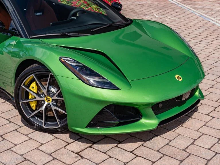 2026 Lotus Emira V6 SE, 8/20
