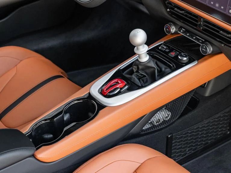 2026 Lotus Emira V6 SE, 15/20