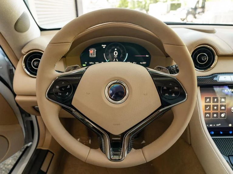 2025 Karma Revero Label, 13/20