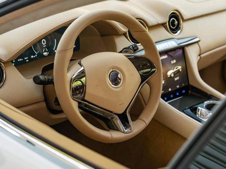 2025 Karma Revero Label, 17/20