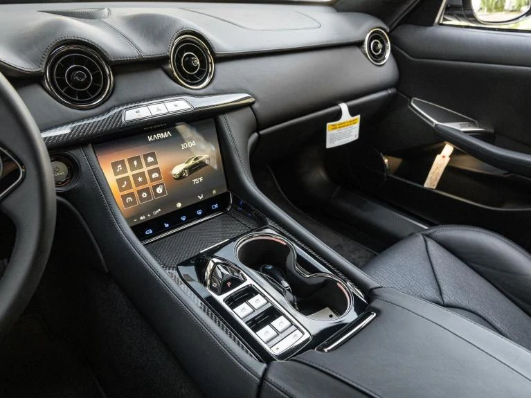 2025 Karma Revero Label, 19/20