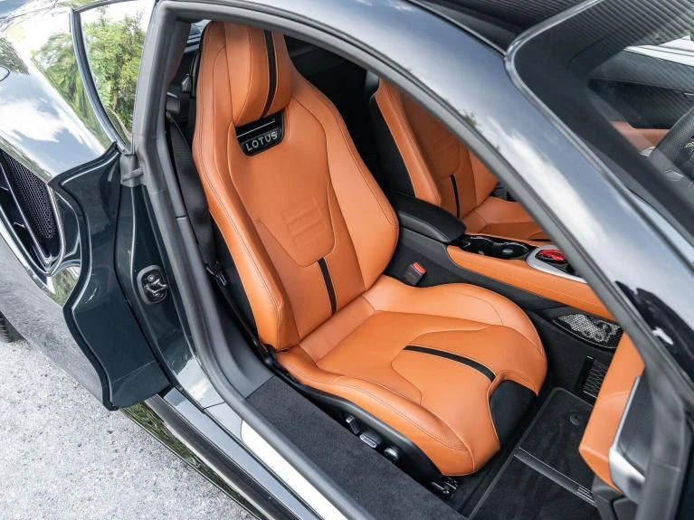2027 Lotus Emira V6 SE, 15/20