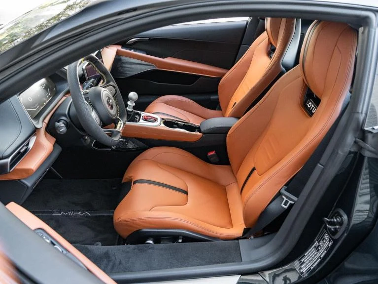 2027 Lotus Emira V6 SE, 17/20