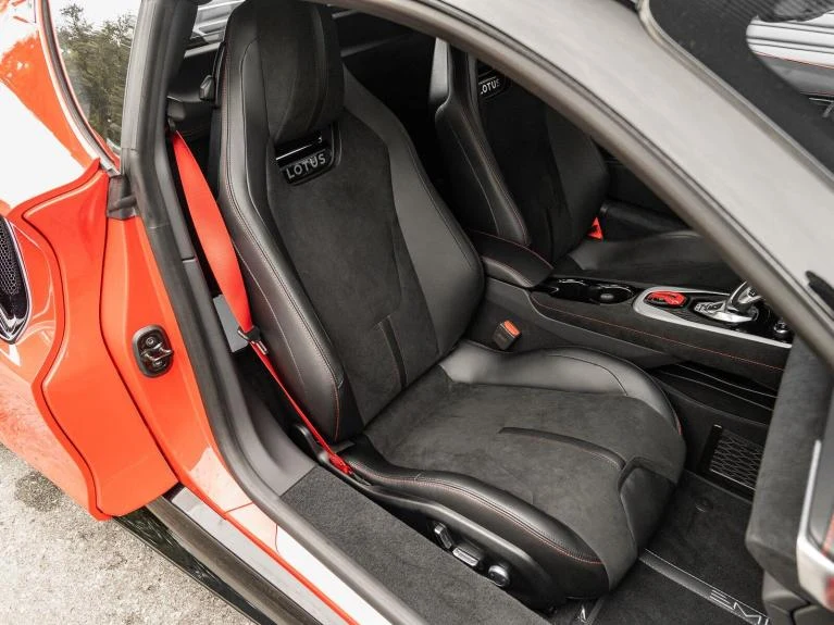 2027 Lotus Emira Turbo SE, 10/20