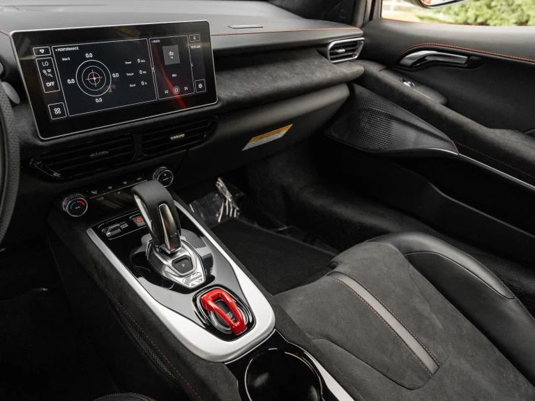 2027 Lotus Emira Turbo SE, 14/20