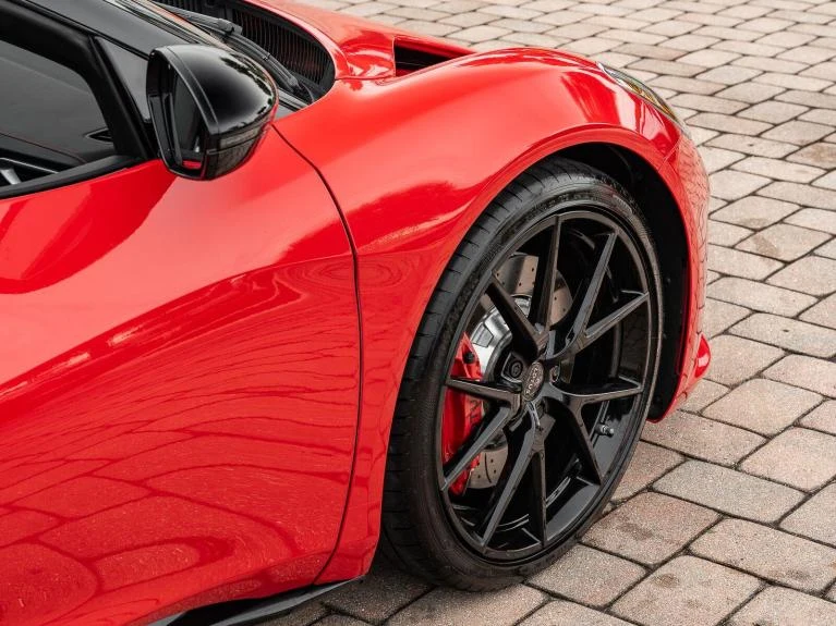 2027 Lotus Emira Turbo SE, 15/20