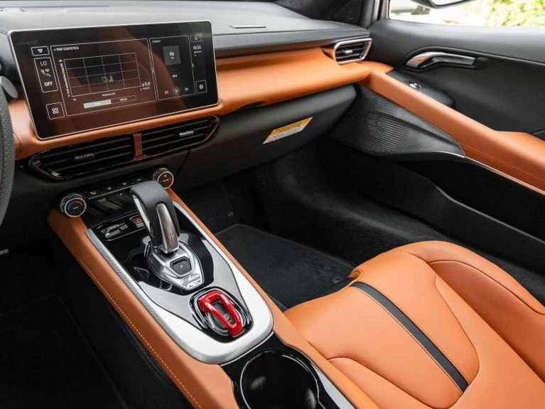 2026 Lotus Emira Turbo SE, 11/20