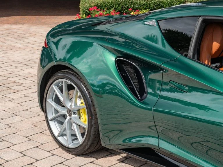 2026 Lotus Emira Turbo SE, 16/20